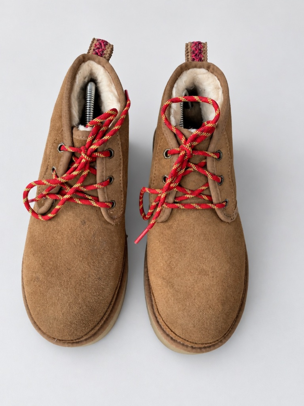 UGG Neumel Heritage Platform Chestnut Boots - Women's Size 8